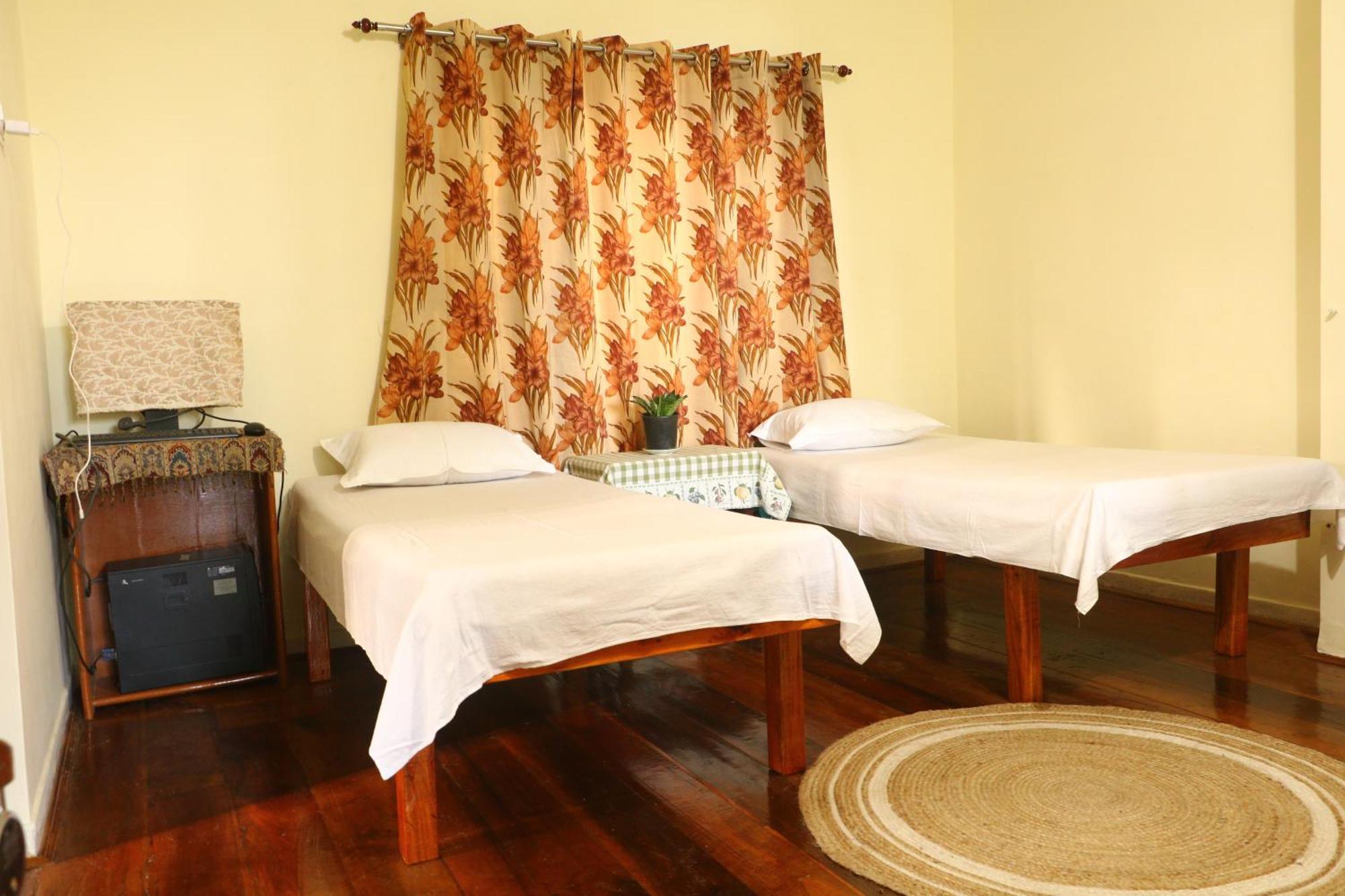 The Deodar Inn Pauri Luaran gambar