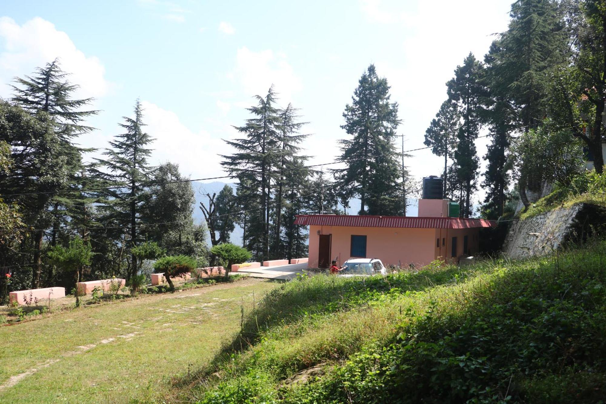 The Deodar Inn Pauri Luaran gambar
